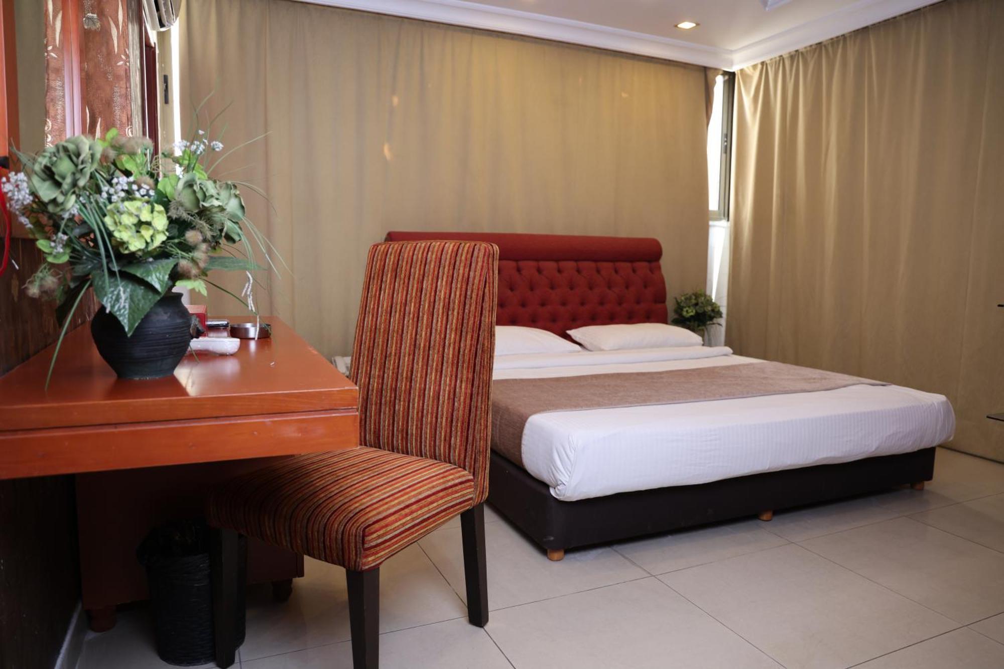 Duroy Hotel By Beverly Beirut Exterior photo